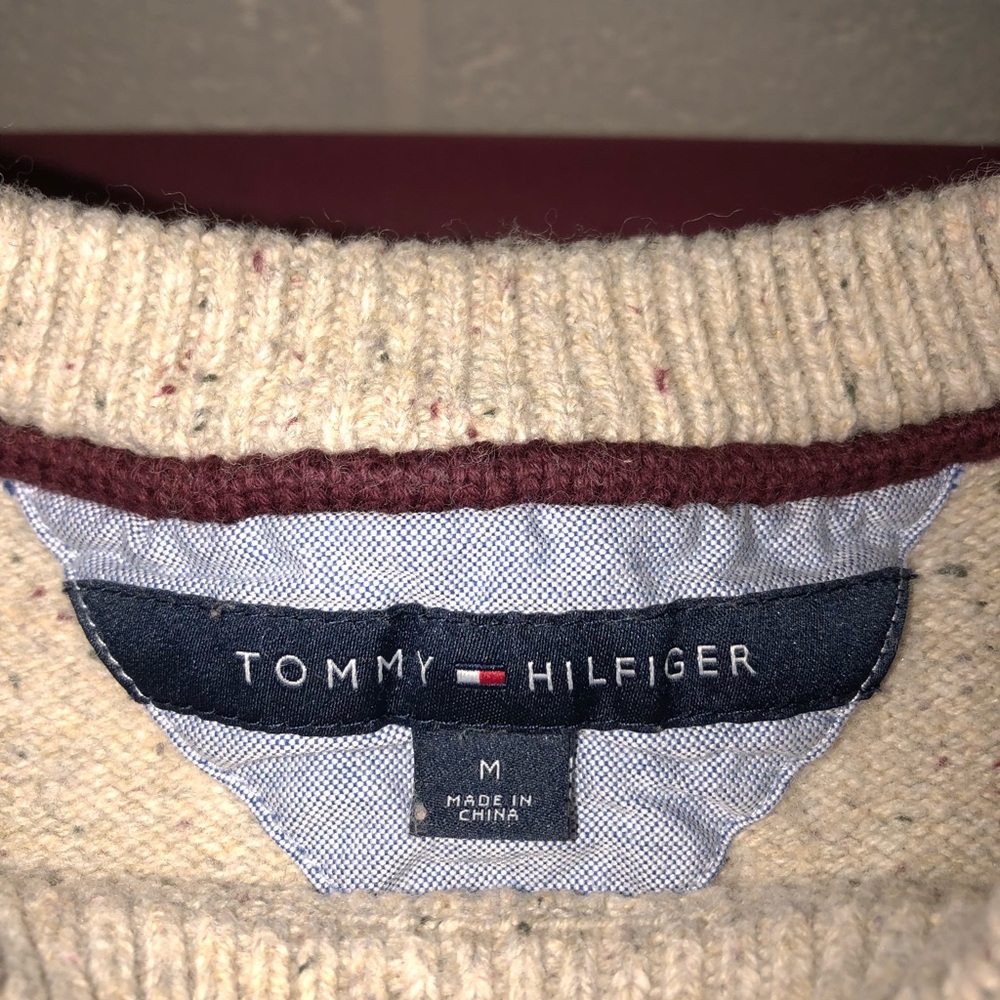 Tommy Hilfiger sweater